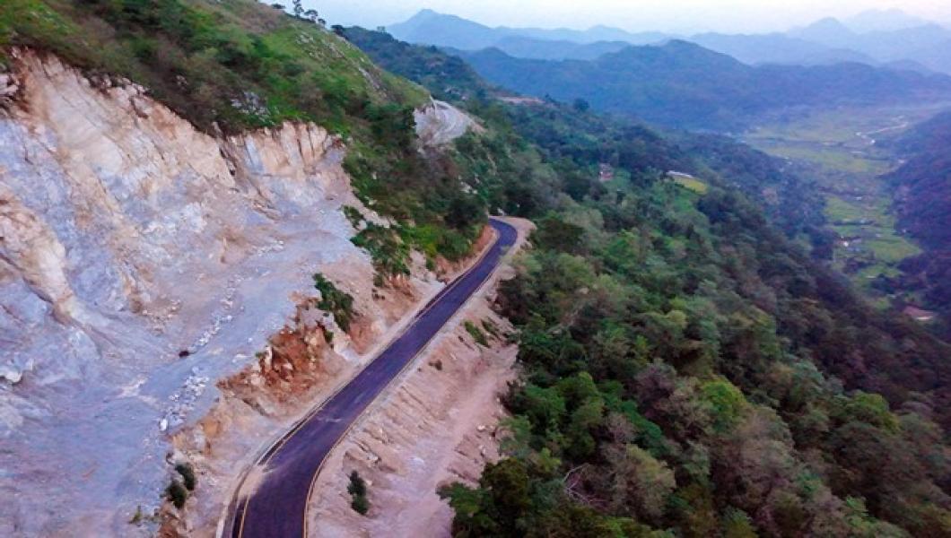 नौ किलोमिटर सडक कालोपत्र