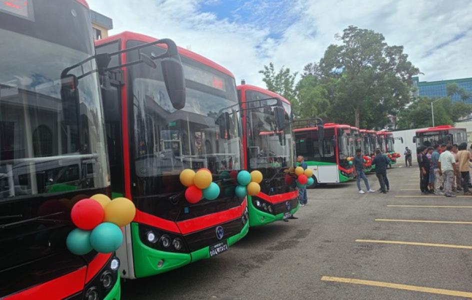 महानगर यातायातद्वारा विद्युतीय बस सेवा शुभारम्भ