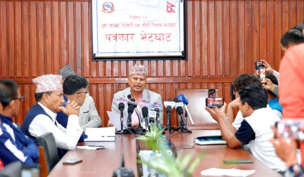 जग्गा प्रकरणसम्बन्धी अडियो रेकर्डमाथि छानबिन होस्, दोषी देखिए जस्तोसुकै सजाय भोग्न तयार छुः मन्त्री अधिकारी