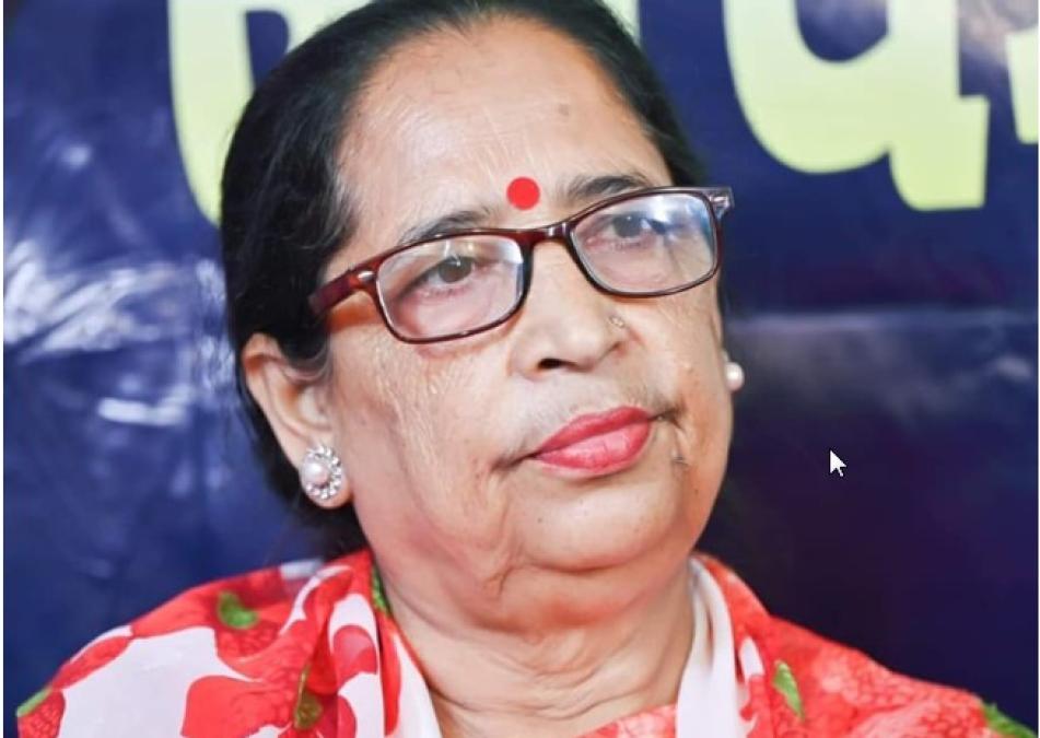 तीज गीतमार्फत सामाजिक चेतना जगाउँदै हरिदेवी कोइराला