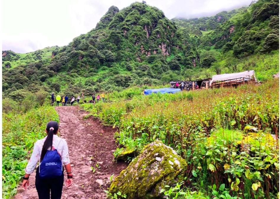 ‘पर्यटक बढेपछि गोठमै आम्दानी’