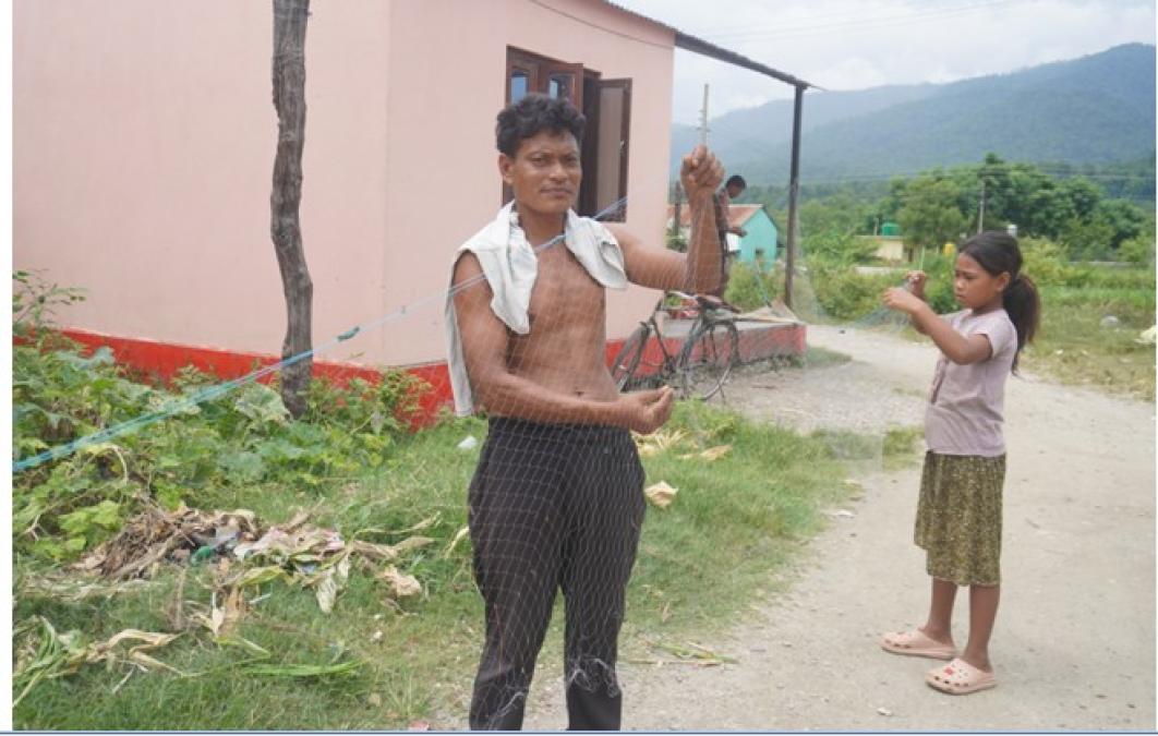 बोटे समुदायको परम्परागत पेसा सङ्कटमाः अनुमतिपत्र नवीकरणको पखाईमा