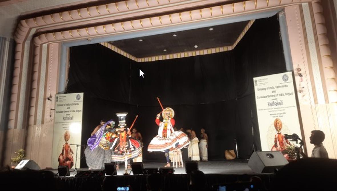 भारतीय स्वतन्त्रता दिवसको पूर्वसन्ध्यामा वीरगञ्जमा ‘कथाकली’ नृत्य