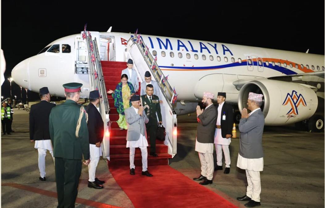 स्वदेश फर्किए प्रधानमन्त्री ओली