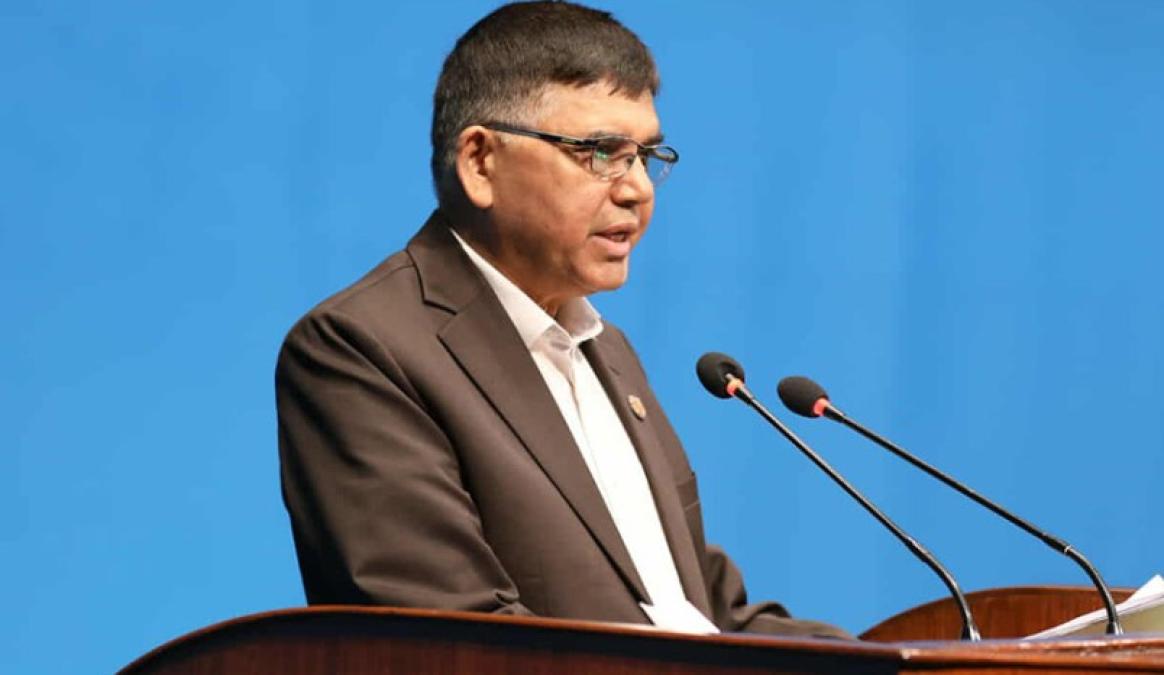 मङ्सिर ११ सम्म २५ लाख इम्बोस्ड नम्बर जडान नभए ३ अर्ब ९१ करोड तिर्नुपर्ने अवस्था छ– मन्त्री दाहाल