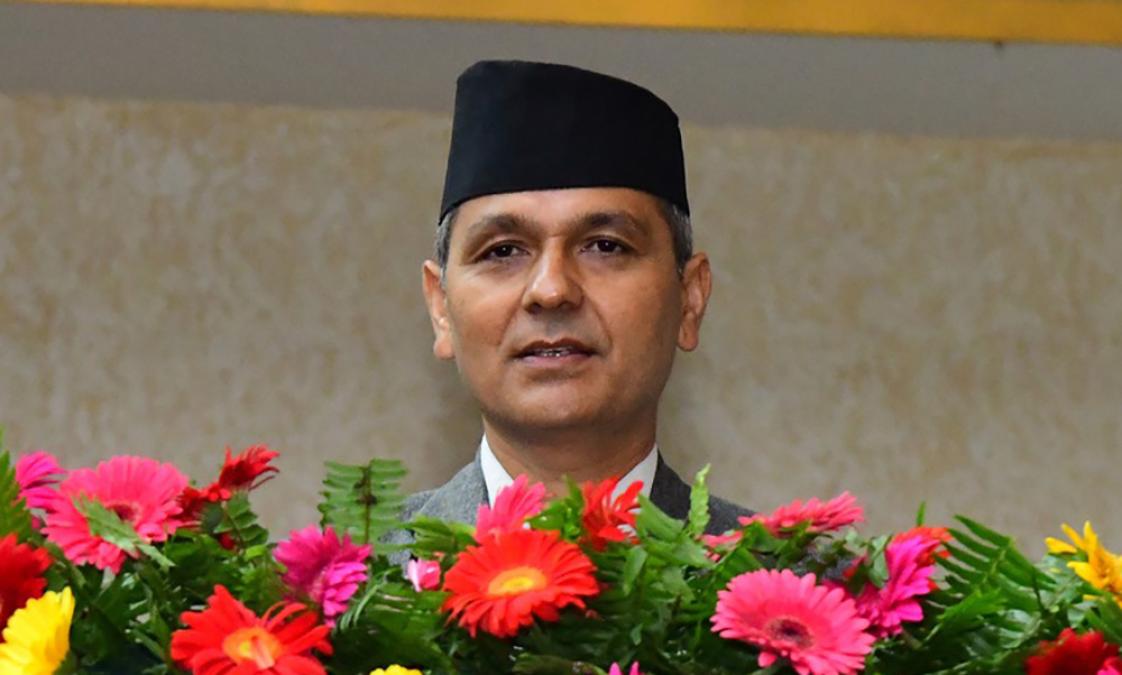 निर्वाचन आयोगसँग गृहमन्त्री अर्यालको छलफल