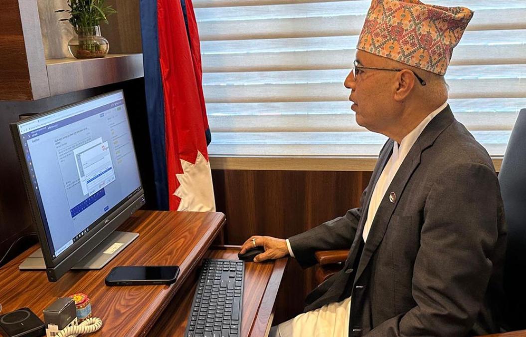 अर्थमा एकीकृत कार्यालय व्यवस्थापन प्रणालीको शुरुवात, अर्थमन्त्रीबाट फाइल स्वीकृत गरी शुभारम्भ