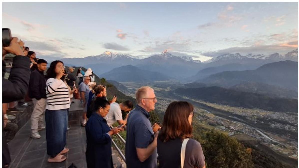 पोखरा भरिभराउः लामो बिदाले बढायो आन्तरिक पर्यटन