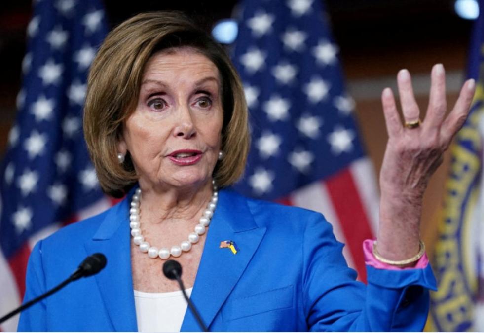 अमेरिकी डेमोक्रेटिक नेतृ पेलोसीले गरिन् अवकाशको घोषणा