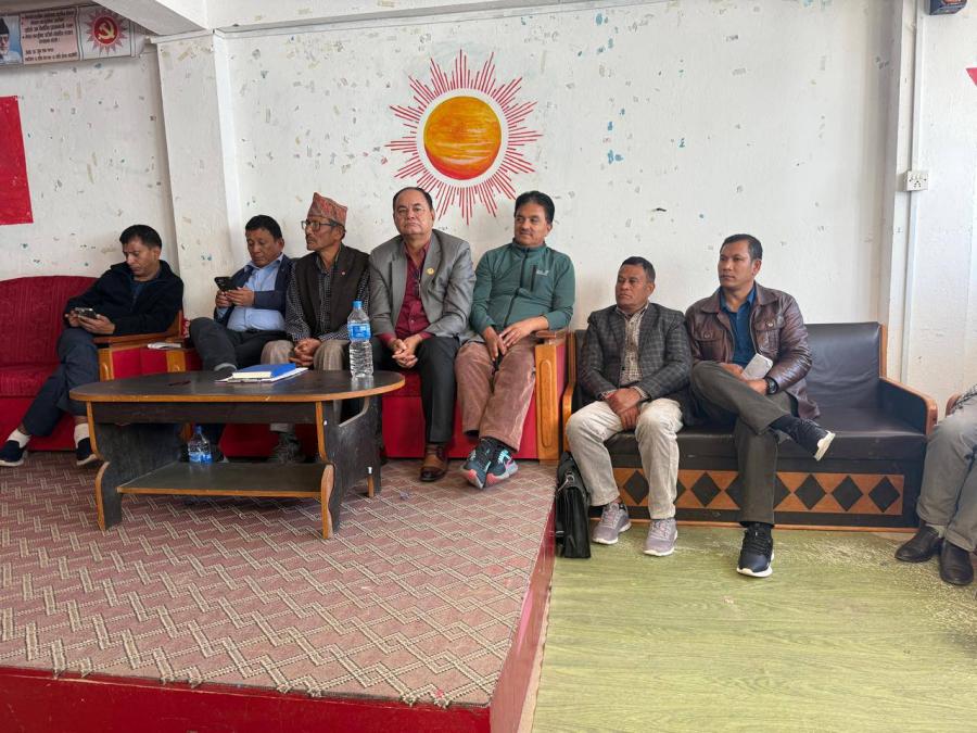 नेकपा एमाले दोलखा भन्छः  फेरी पनि अध्यक्ष ओली नै हो