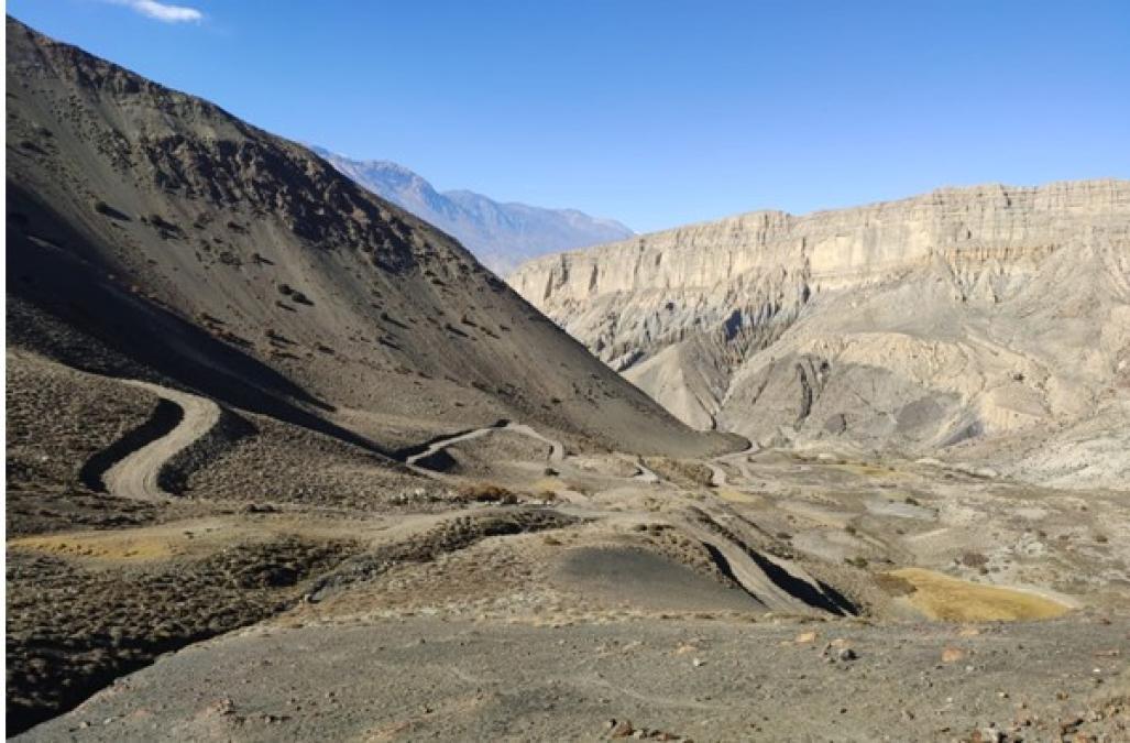 मुक्तिनाथ–तेताङ चक्रपथ सडक निर्माण