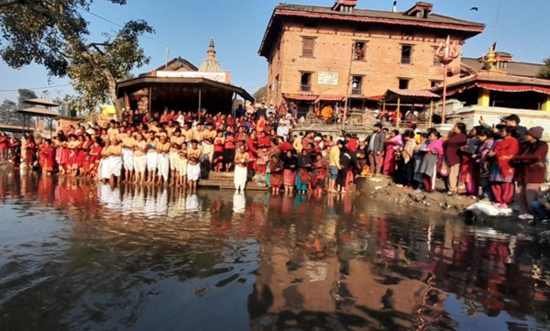 त्रिवेणीधाममा माधव नारायण मेला सुरु