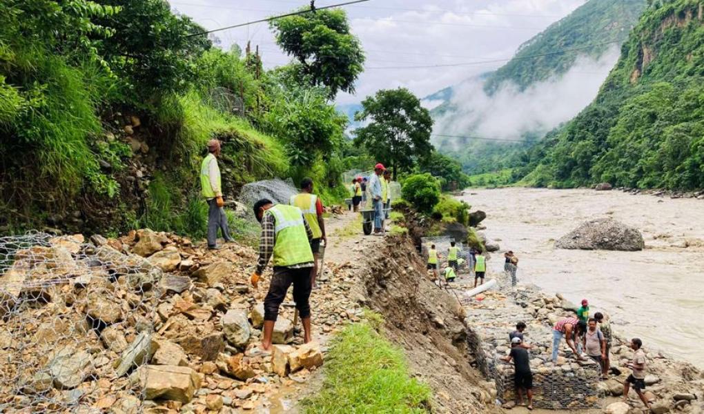 विश्व बैंकको सहयोगमा तीन सडक स्तरोन्नति गरिँदै