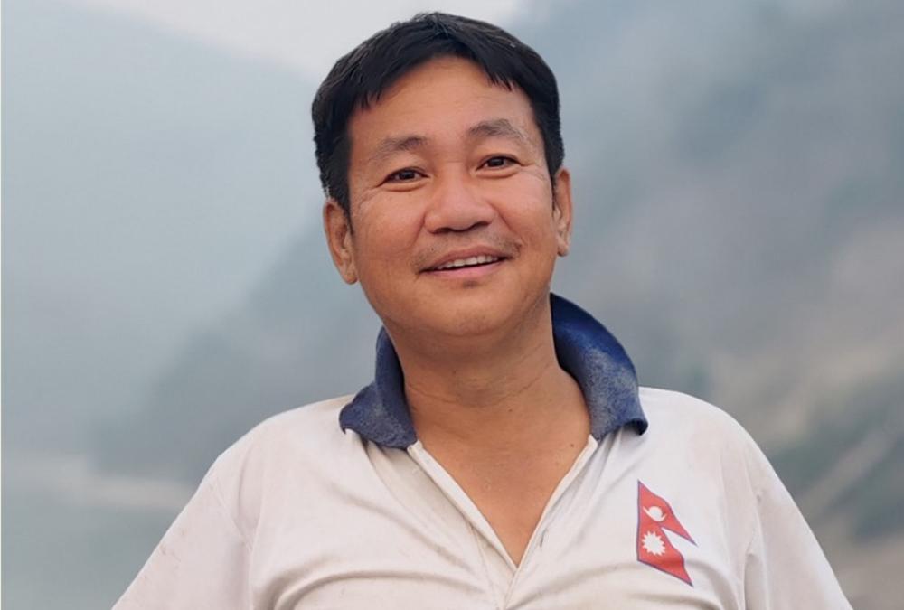 साम्पाङले बुझाए आयोगमा स्पष्टीकरण