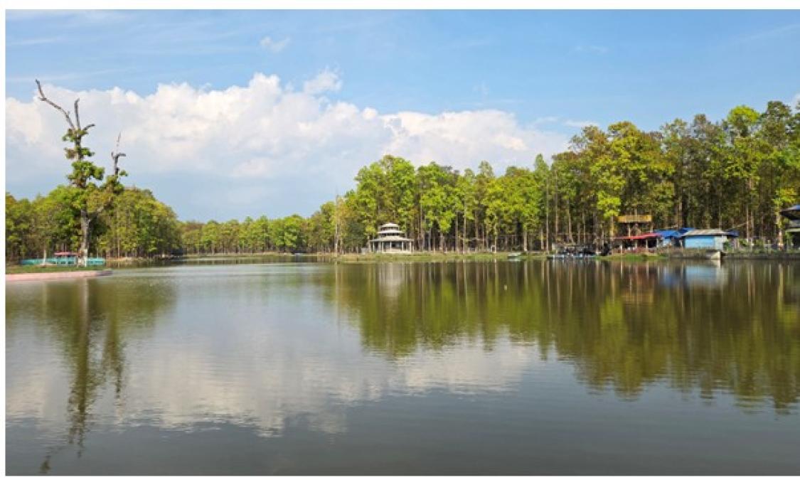 पर्यटकको रोजाइमा रास ताल